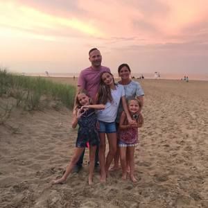 Meet your Posher, April